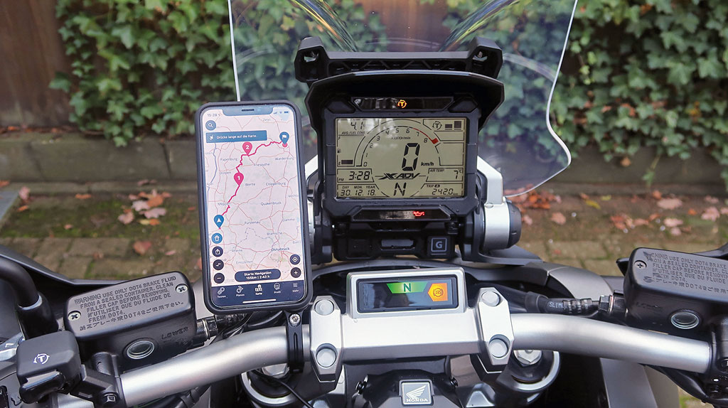 Handyhalterung: Navigation mit dem Smartphone