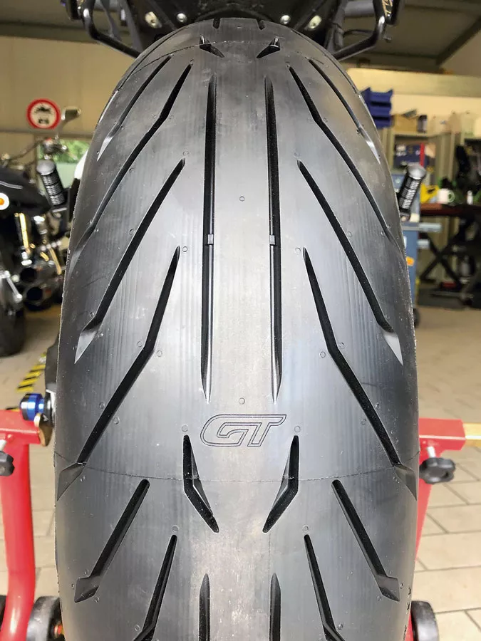 Pirelli Angel GT2 – cooles Profil