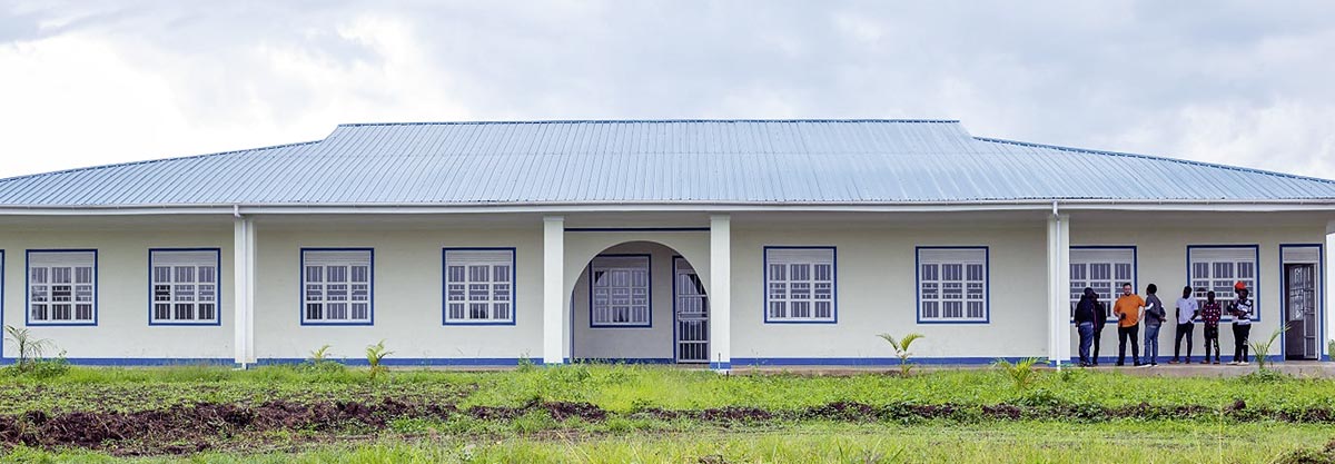 PMCO Uganda e.V. Schulgebäude