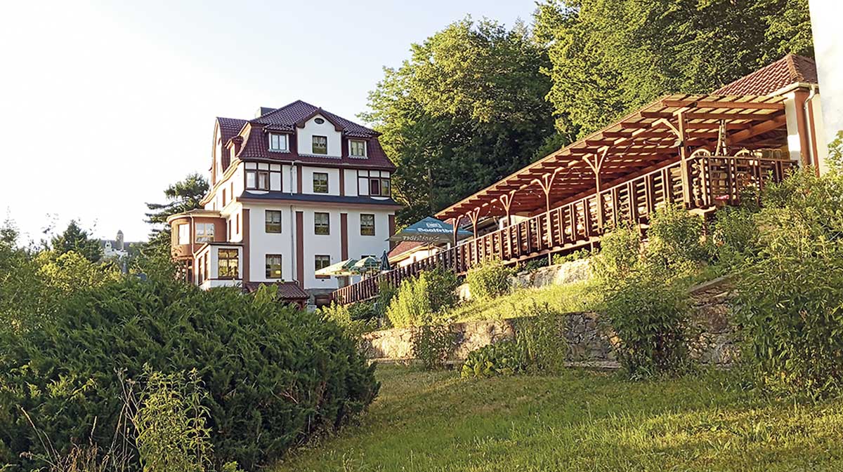 „Sormitzblick“ in Leutenberg – Bikerherberge und Biergartenbetrieb