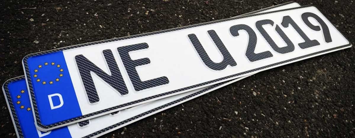 Wunschkennzeichen individualisieren das Fahrzeug (Bildquelle: bundesverkehrsamt.online)
