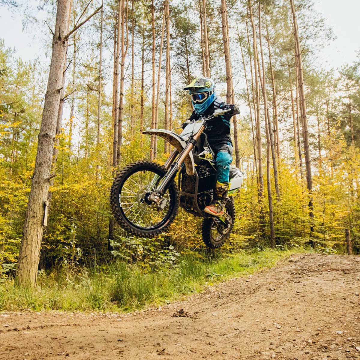 E-Crosser kommen mit weniger Verschleißteilen und Betriebsstoffen aus