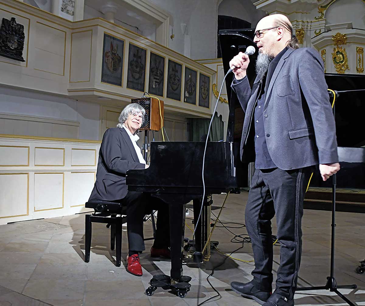 Henning mit Axel Zwingenberger auf Tournee