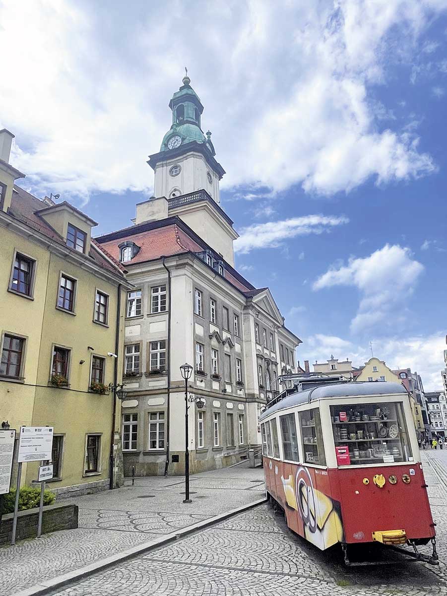 Im Zentrum von Jelenia Góra (ehemals Hirschberg)