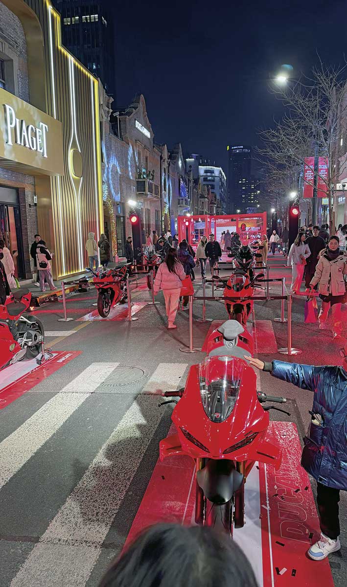 Ducati-Ausstellung bei Eventabend in Shanghai