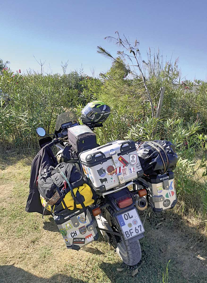 Umgepackt: zu zweit gehts auf der Africa Twin weiter
