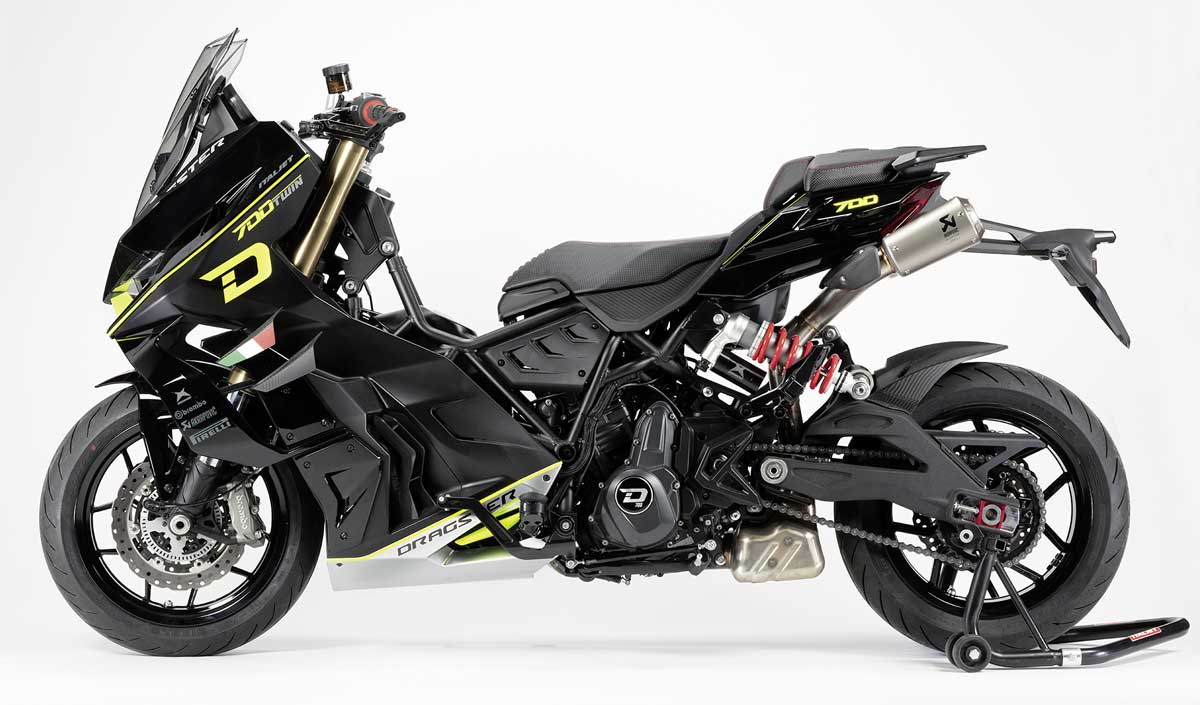 Der Italjet Dragster 700 ist nichts für introvertierte Menschen. Aufmerksamkeit ist einem garantiert.